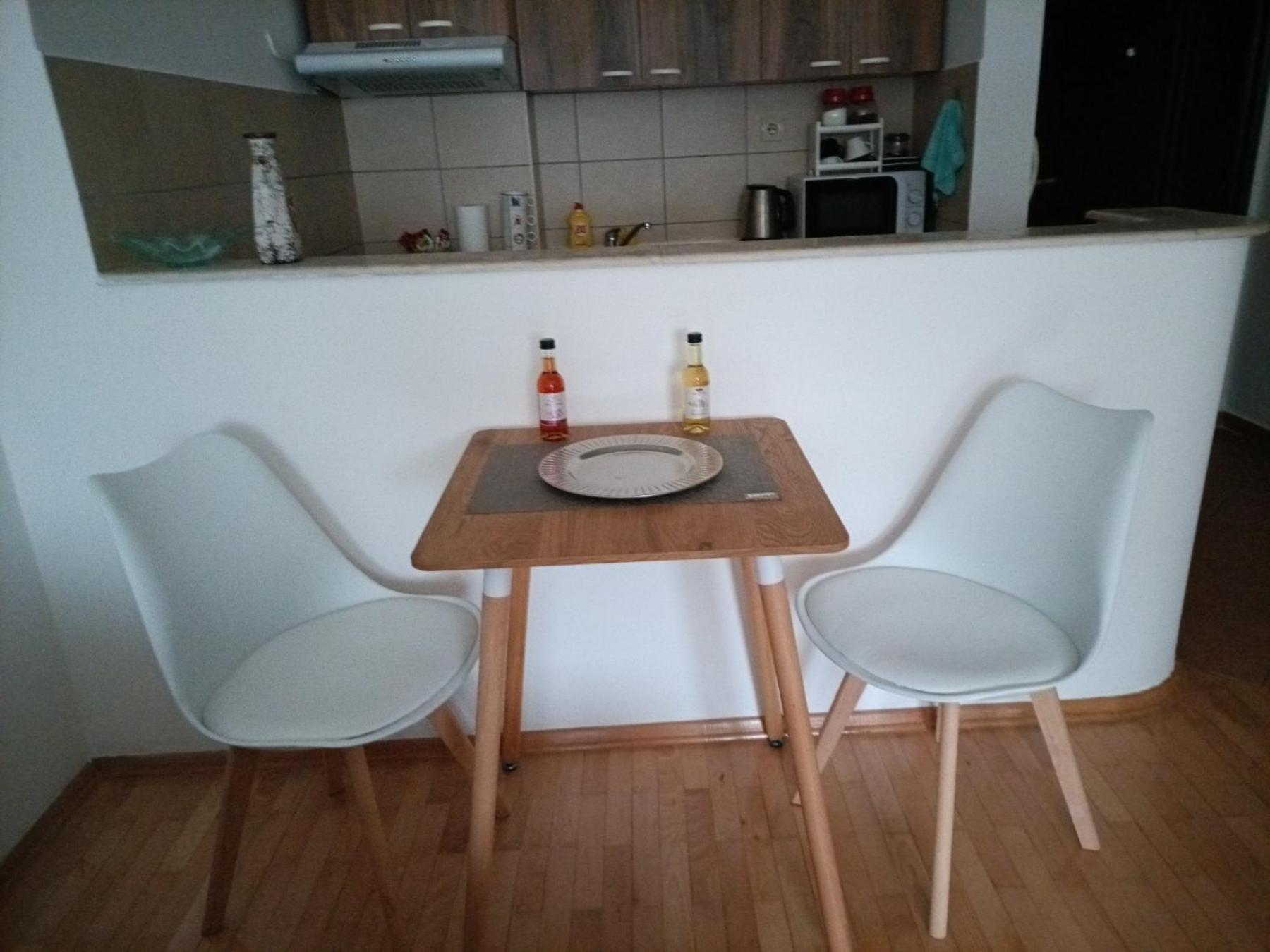 Centar Apartment Aleks 스코페 객실 사진